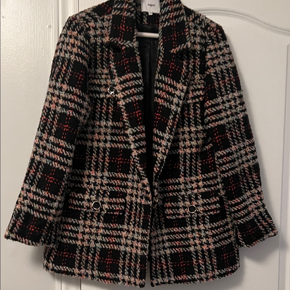 Matching suncoo blazer and shorts set
